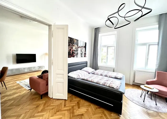 Iconic Suite_@o&r Apartment *